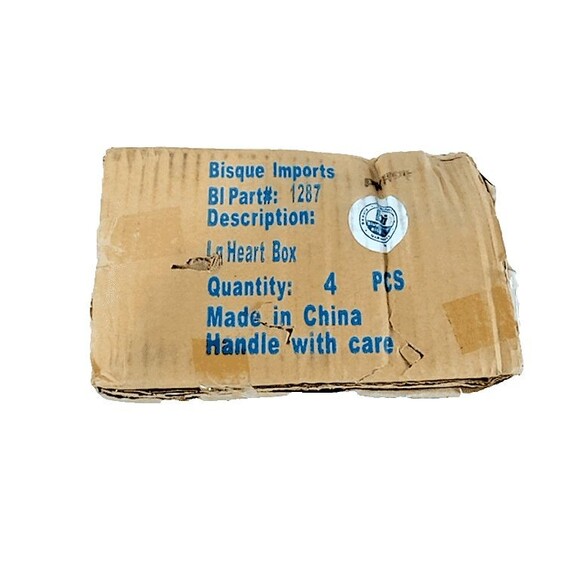 4 Pack - BISQUE IMPORTS FIGURINES Large Heart Box - Ready to Paint - No Firing - Picture 3 of 7